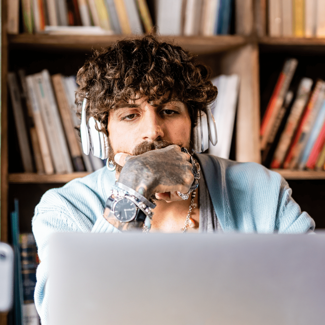 Instagram Management Services 26 Social Content Header e1666366131258