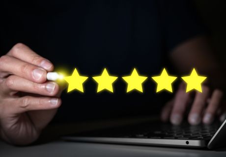 The Power of Micro-Influencers: How Small Businesses Can Leverage Niche Audiences 4 Emma Blog 2024 11 04T092927.791