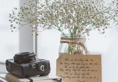 Is Your Website Costing You Sales? 5 Signs It's Time for a Redesign 8 August Calendar 2022 WW