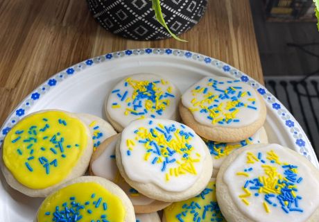 Why Everyone Needs Smile Cookies 6 Sugar Cookies